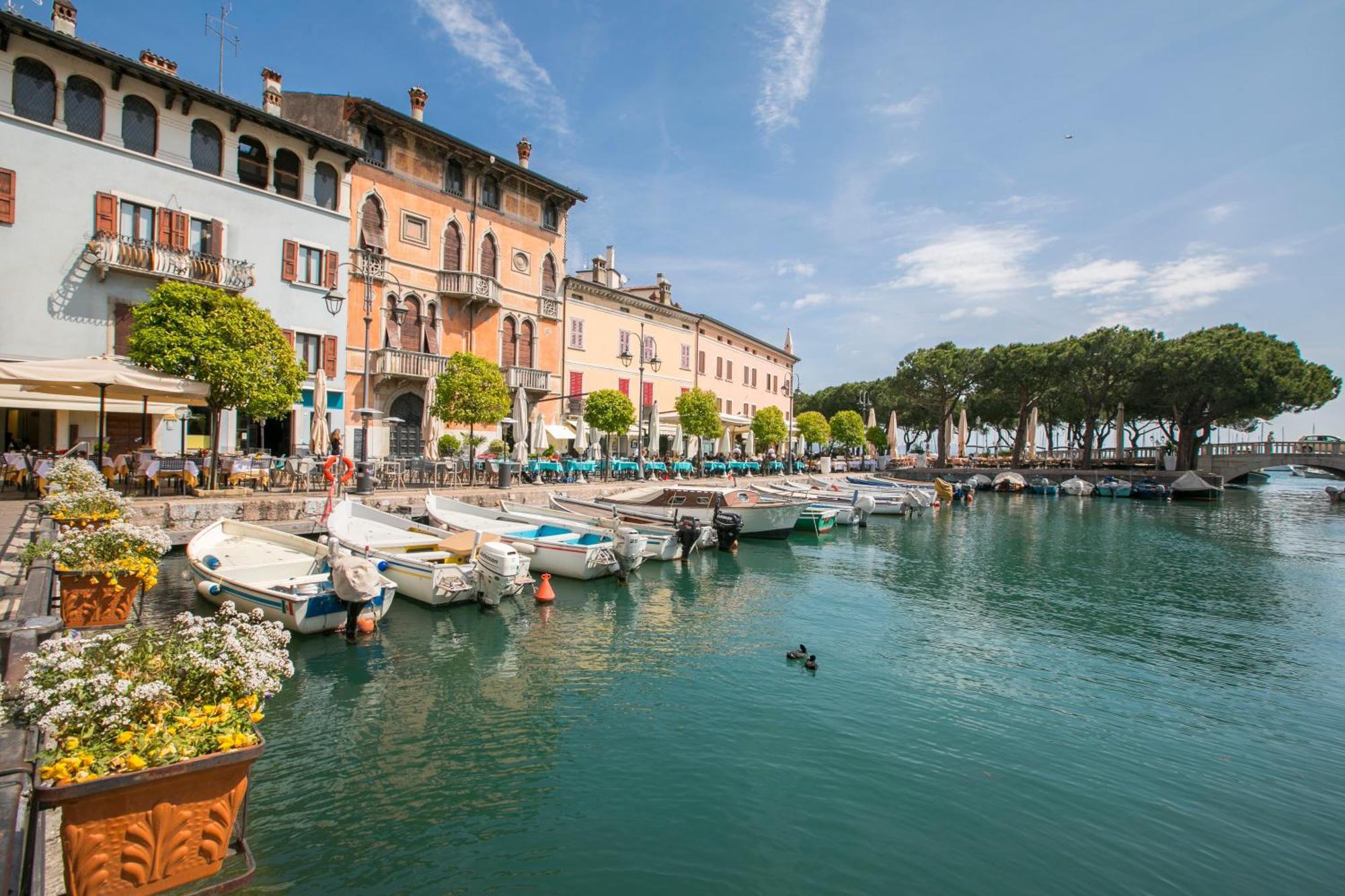 Villa Mimosa - Appartamento 1 - Happy Rentals Desenzano del Garda Exterior foto