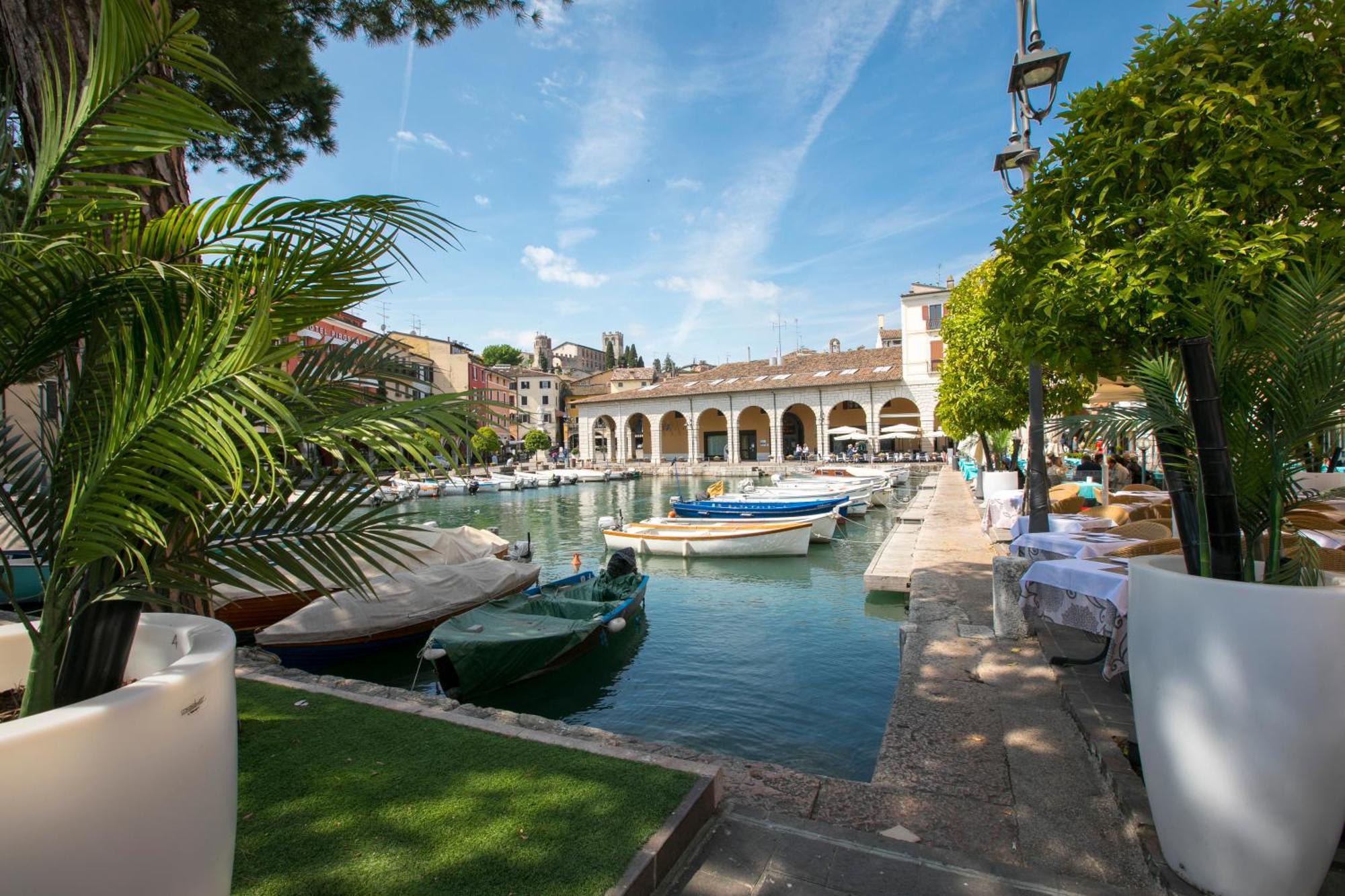 Villa Mimosa - Appartamento 1 - Happy Rentals Desenzano del Garda Exterior foto
